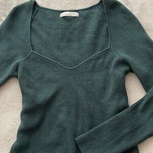 Women's green top